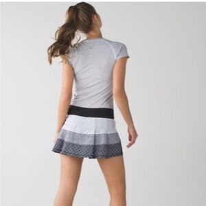 Lululemon 8 Tall vintage Pace Rival rare Millie Mesh print